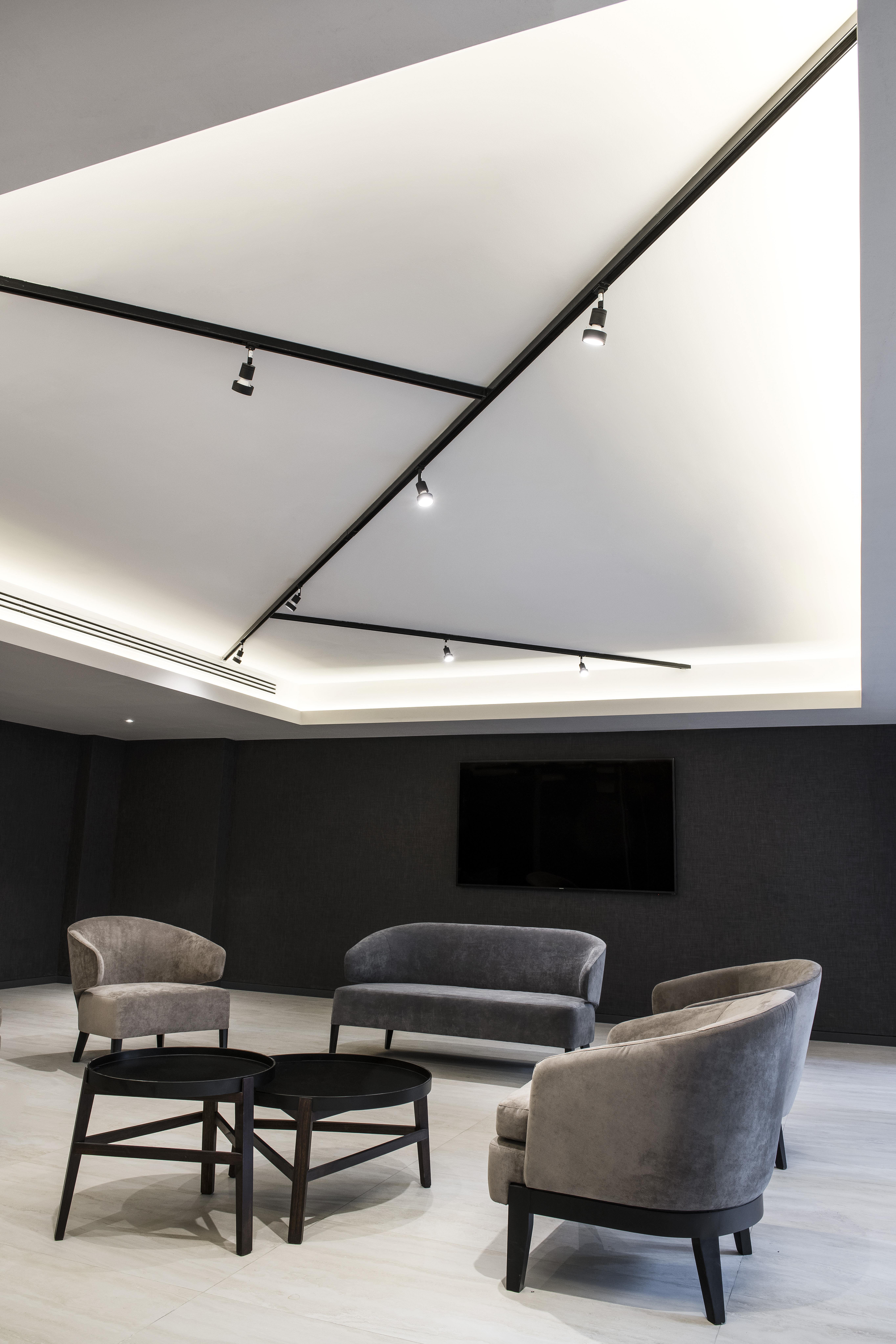 Liberateur - Estudio Aisenson / KWZ